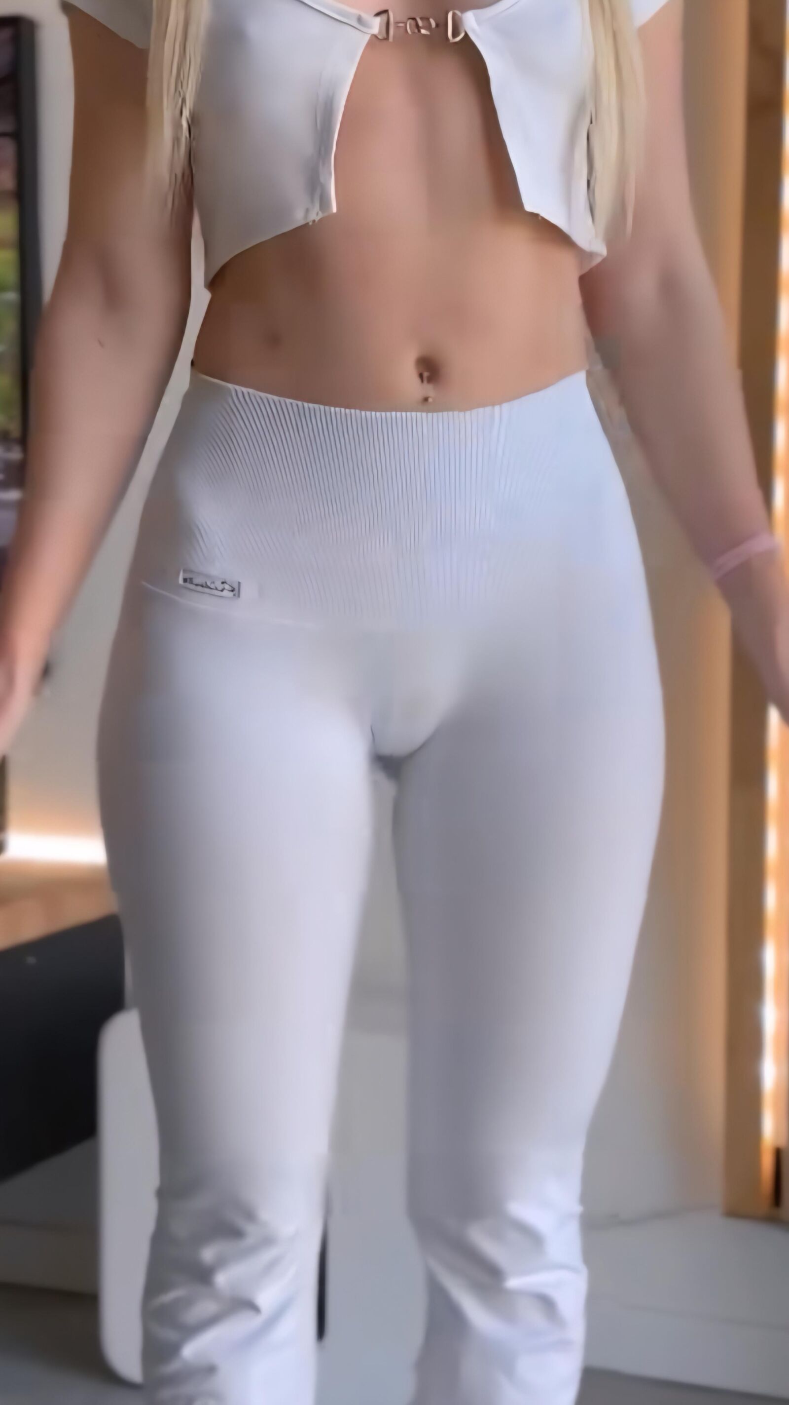 TEEN IN YOGA PANTS