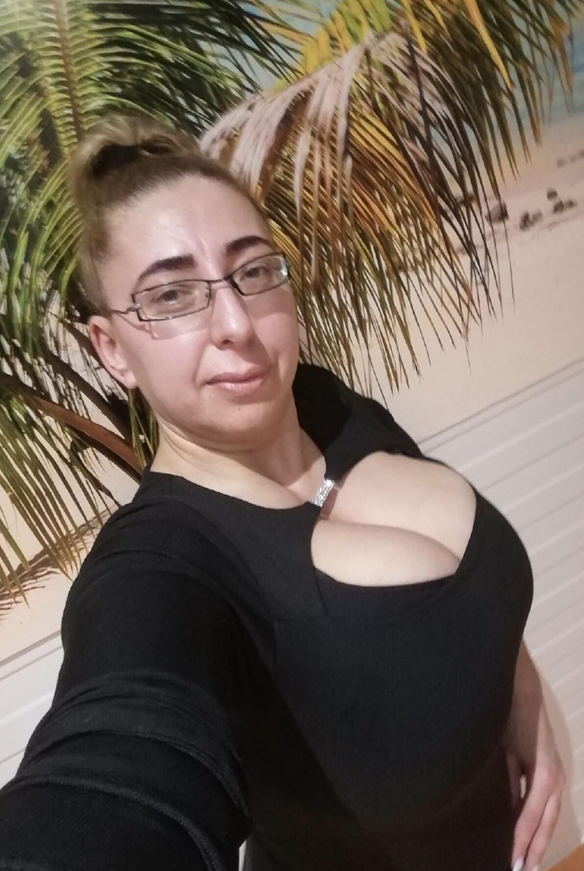 Busty romanian girl
