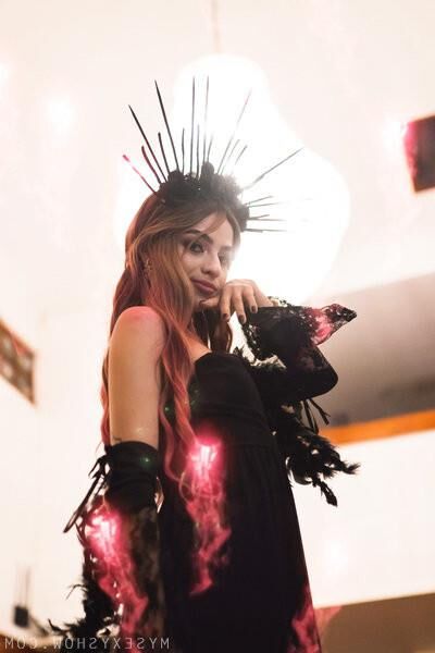 Abbierhondes at MySexyShow.com
