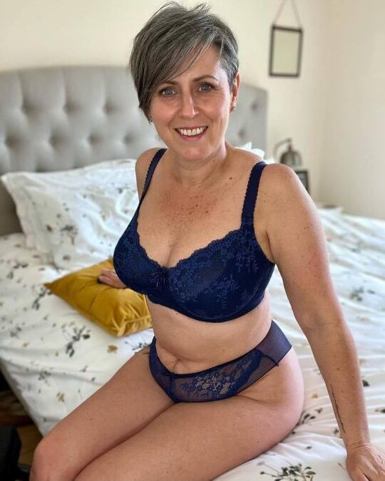 Lingerie Grannies 