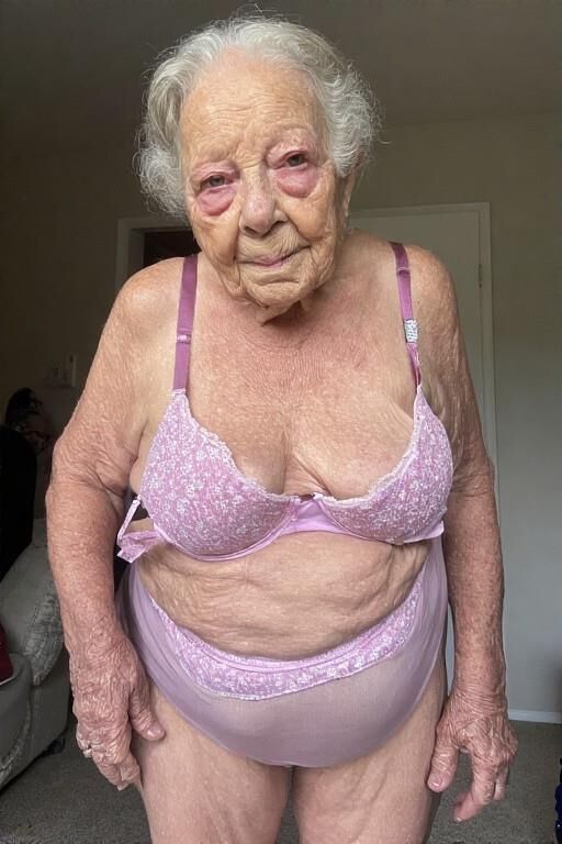 Elderly in Lingerie, vol. 