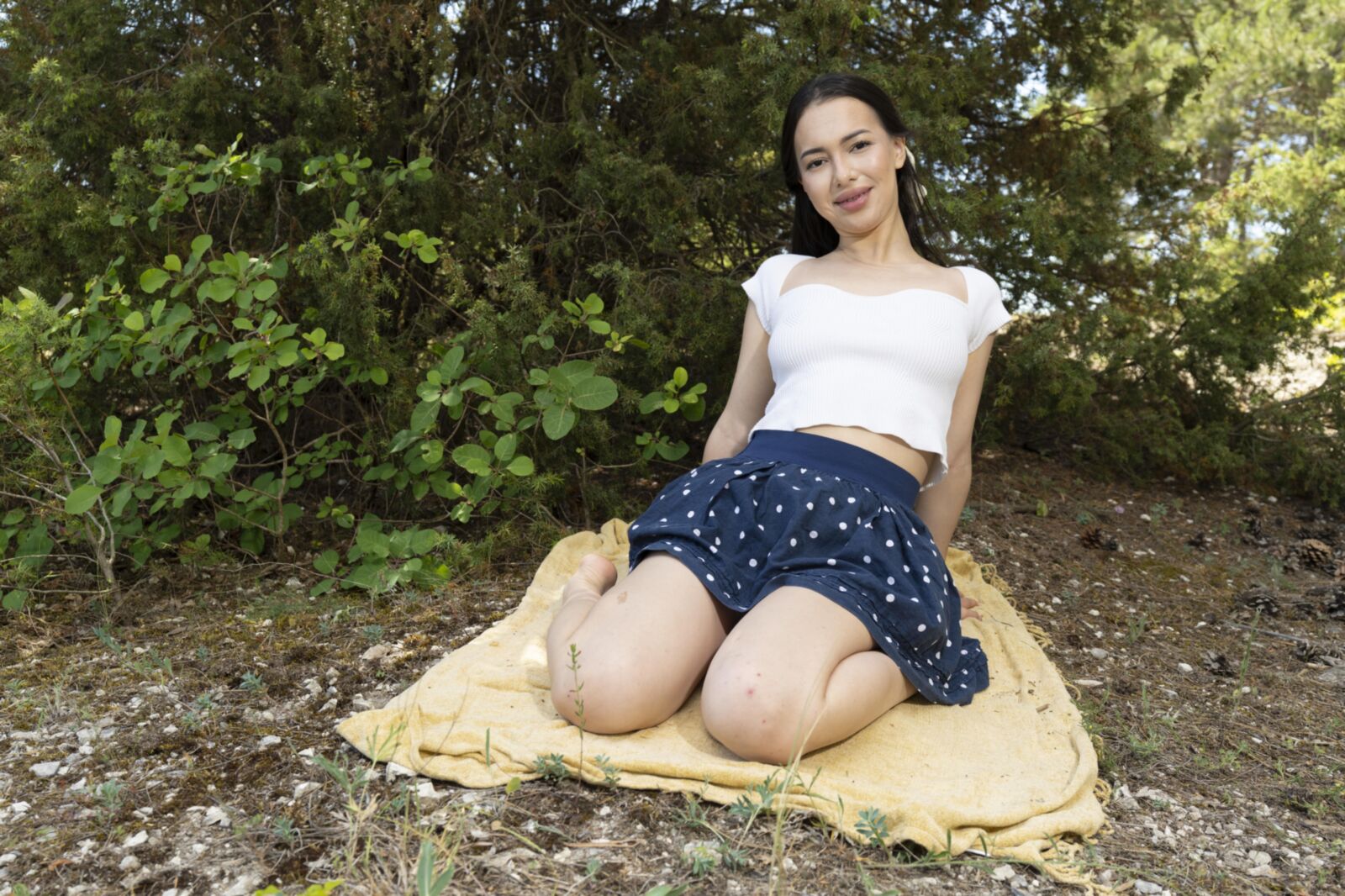 Siola Smith yo Outdoor Exhibitionist