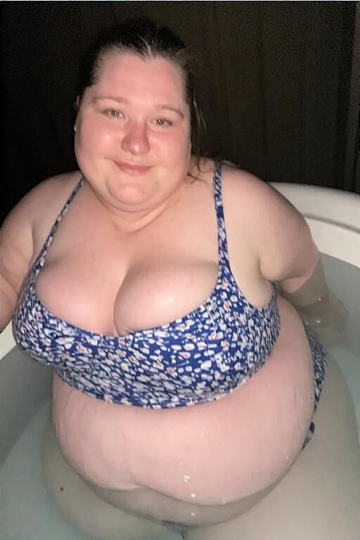 Chubbies in Swimwear, vol. 