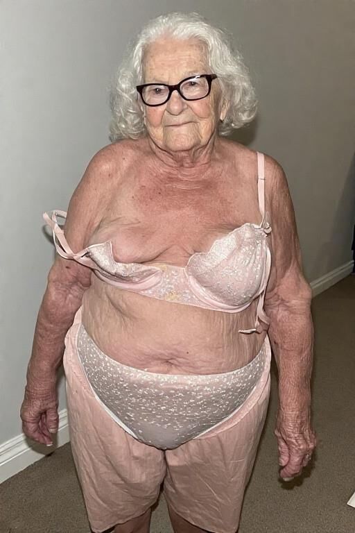 Elderly in Lingerie, vol. 