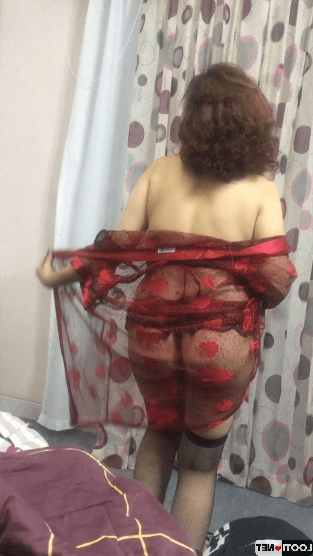 iranian horny woman