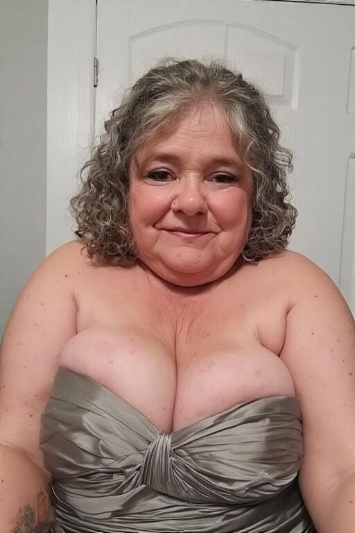 Mature Chubbies in Strapless Dresses