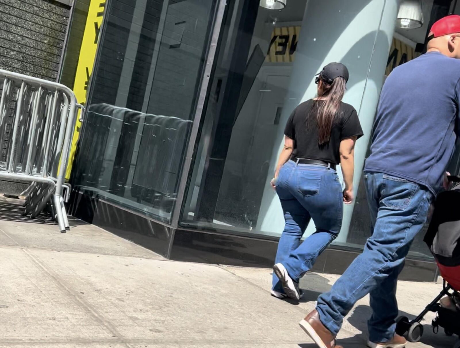 Candid Big Ass Amateur #
