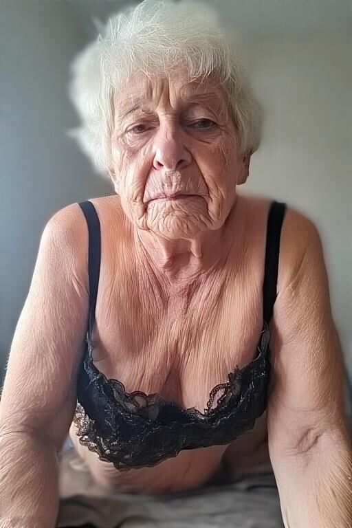 Elderly in Lingerie, vol. 