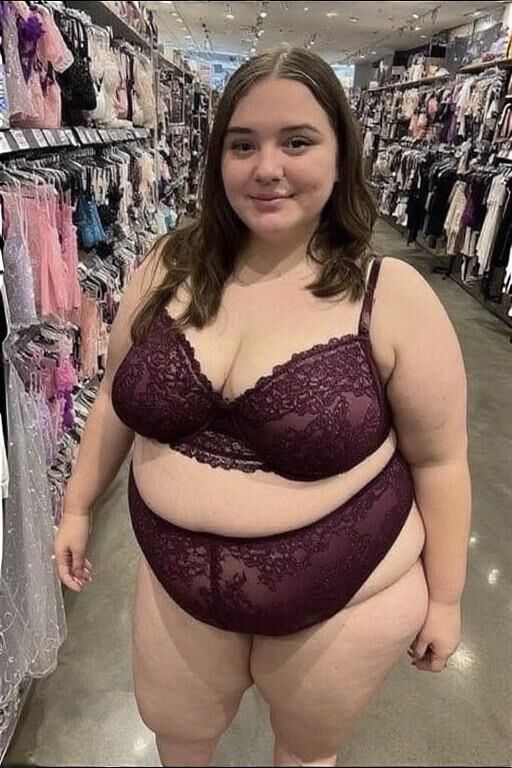 Women With Extra Large Bras