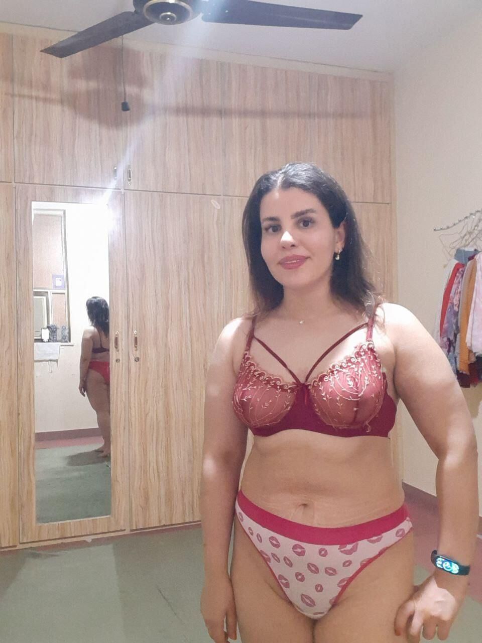 iranian horny woman