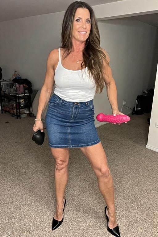 White moms and their dildoes