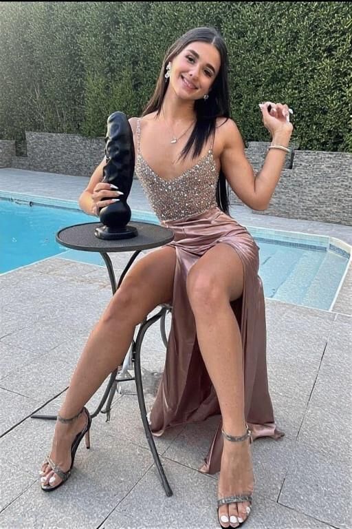 Prom girls and big dildoes