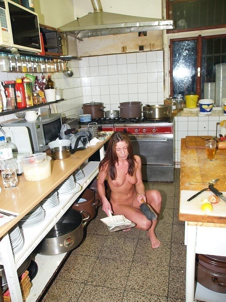 Salailasious Slavegirls Vol。
