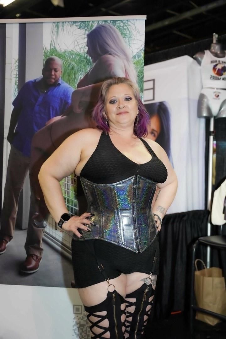 Angel Big Butt gros seins bbw sexy femme anale mixte photos chaudes