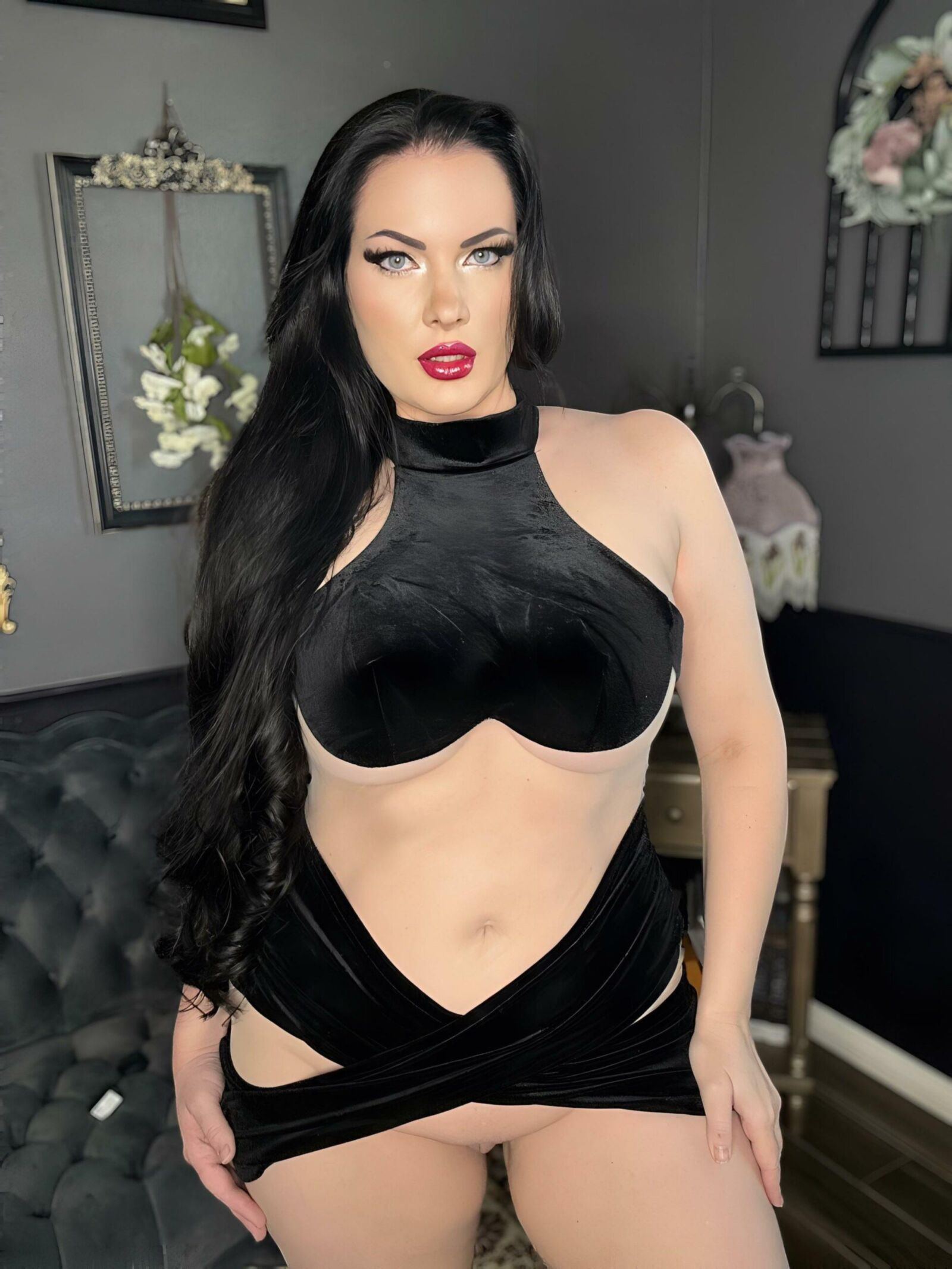 Raven Big Butt Big Tits Beauty Brunettemilf Mixed Hot Shots
