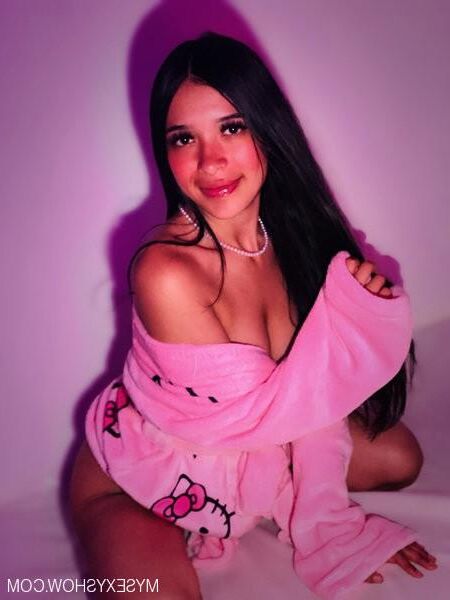 Abbybabyy en mysexyshow.com