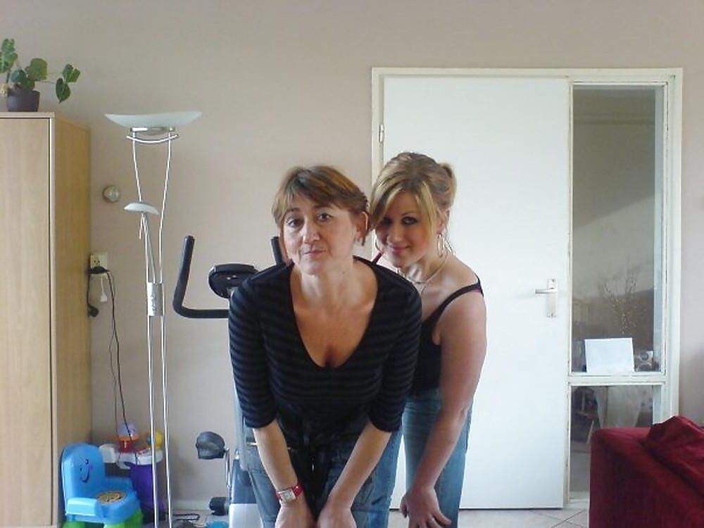 Mamá e hija nn