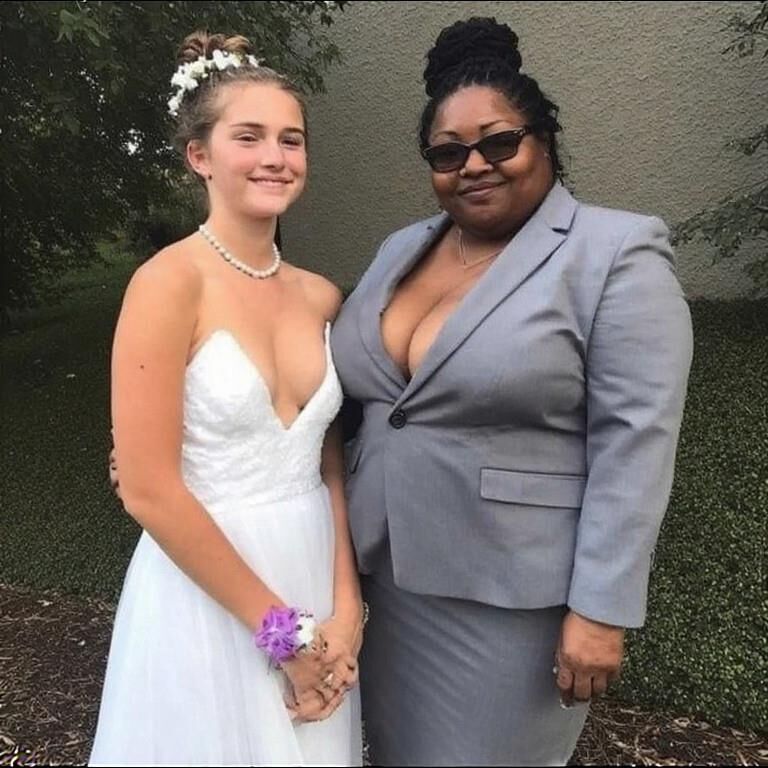 Prom senior, una noche especial (IA)