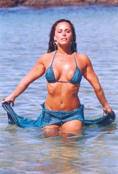 Viviane Araujo Retro -Modell
