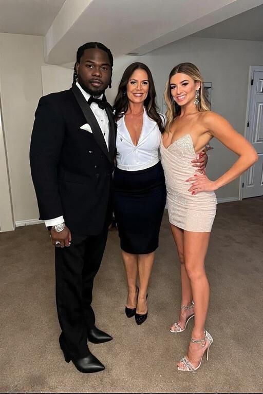 Mom joins in for afterprom?
