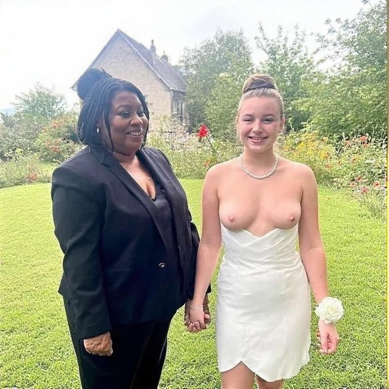 Prom senior, una noche especial (IA)