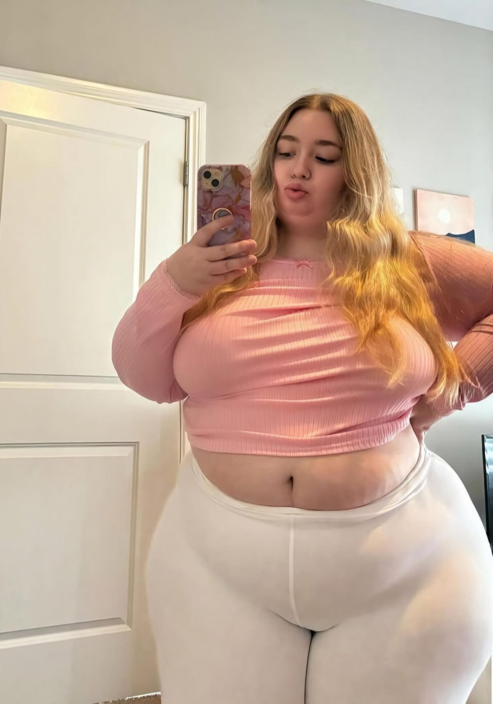 BBW Blonde Bimbo ist eine versaute Fette Airhead Cutie