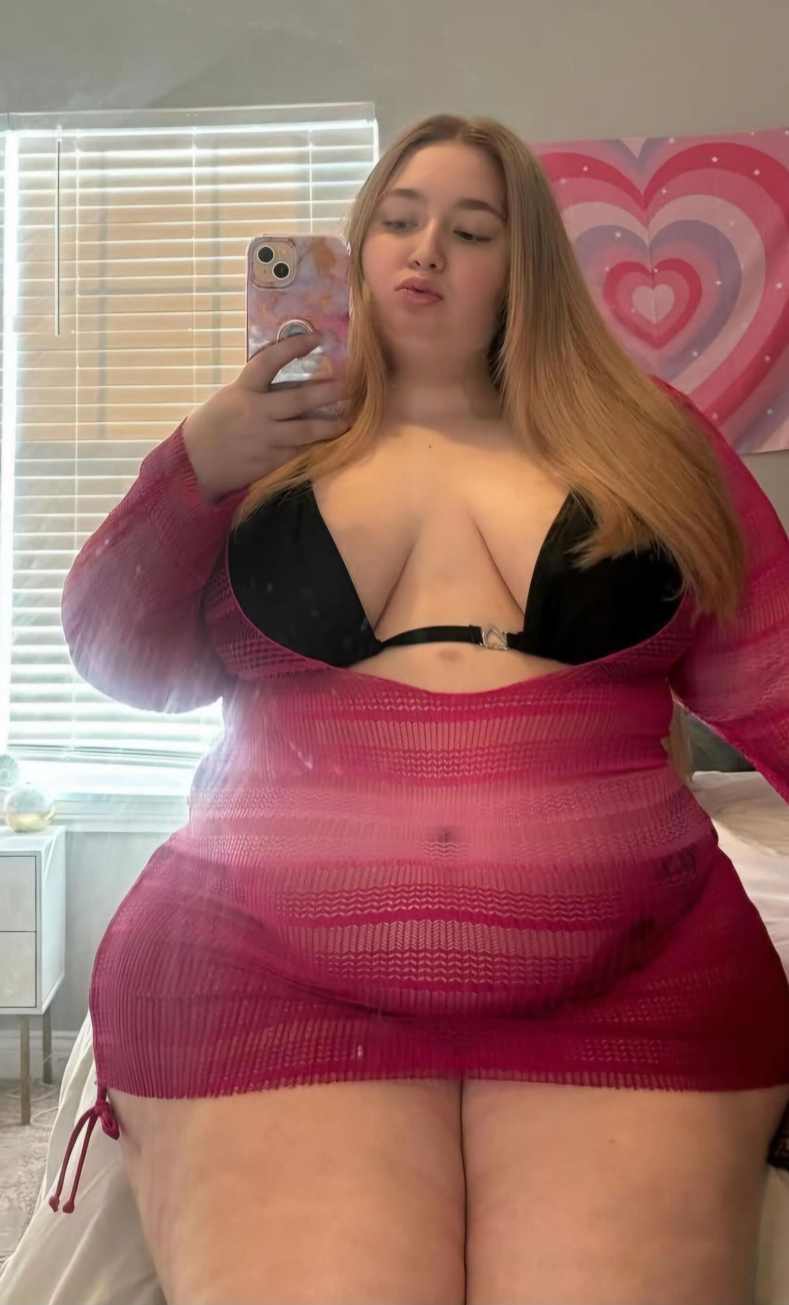 BBW Blonde Bimbo ist eine versaute Fette Airhead Cutie