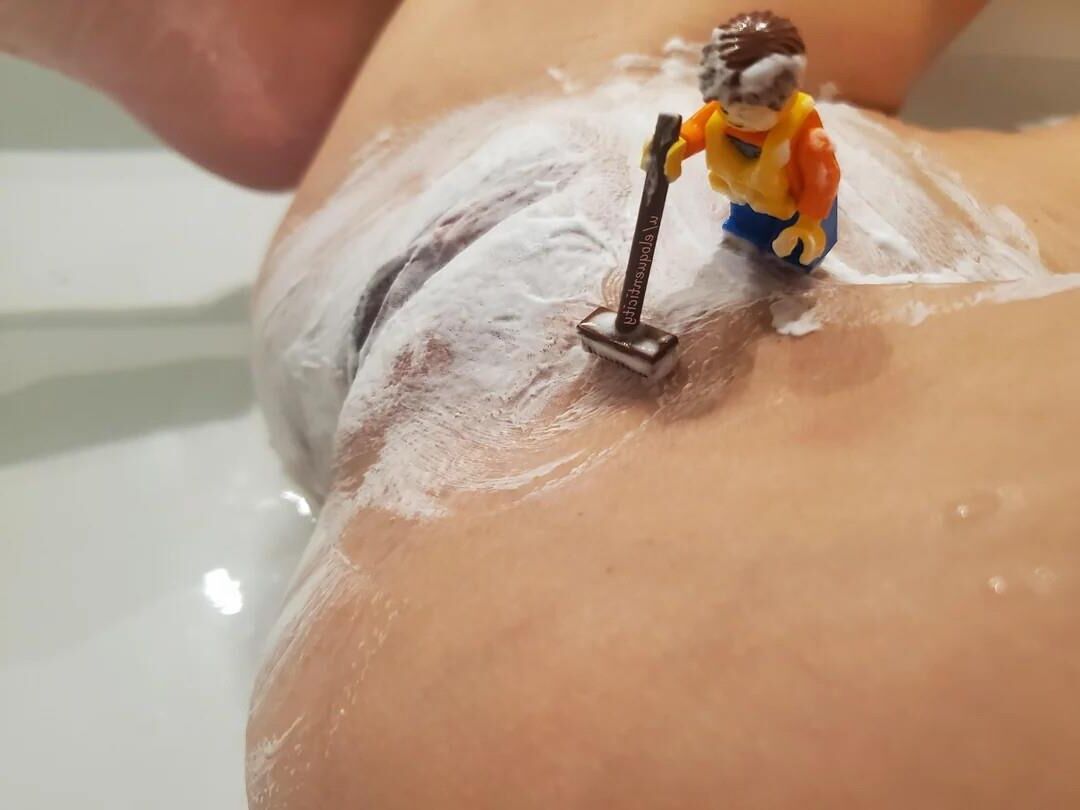 Lego nsfw Figuren auf sexy Körpern