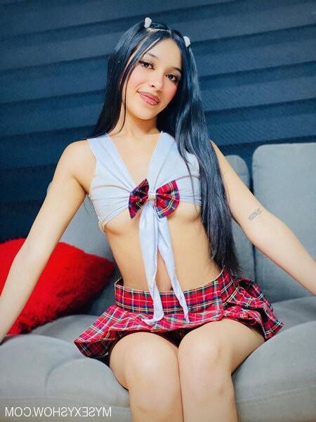 Abbybabyy en mysexyshow.com