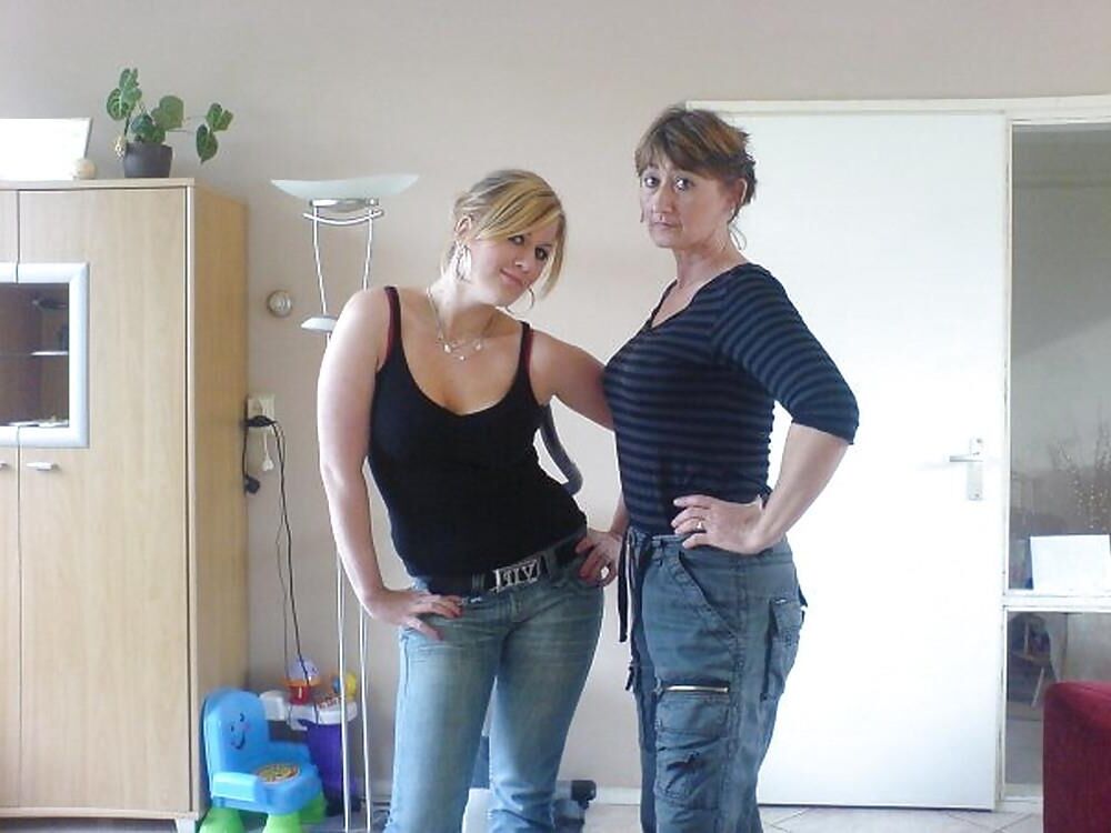 Mamá e hija nn