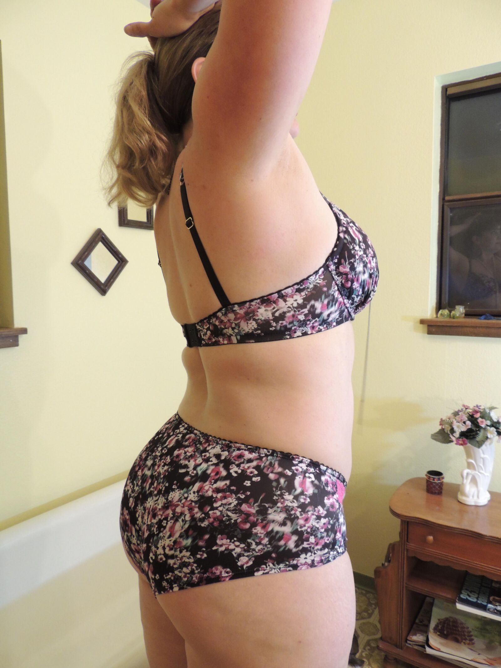 Perfect Whore GF Shows What Tits And Ass Look Like 