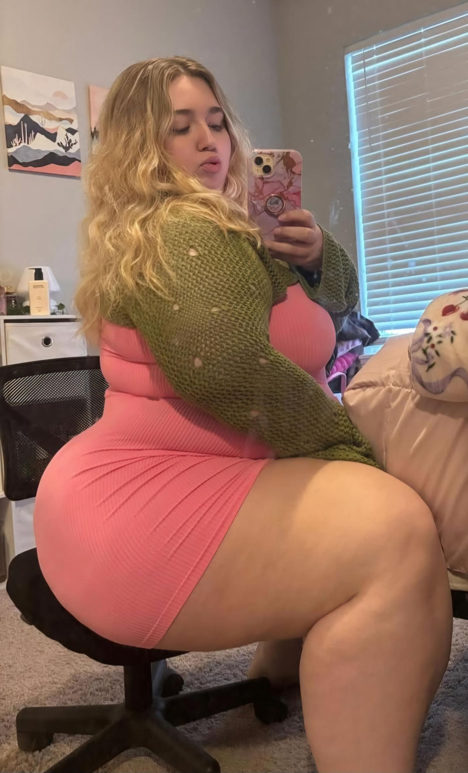 BBW Blonde Bimbo ist eine versaute Fette Airhead Cutie