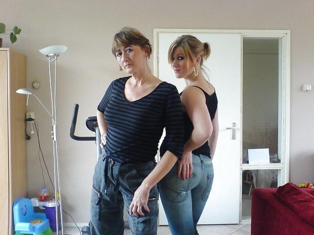 Mamá e hija nn