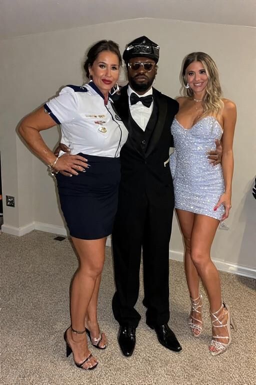 Mom joins in for afterprom?