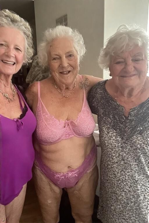 Fiesta de lencería de la abuela