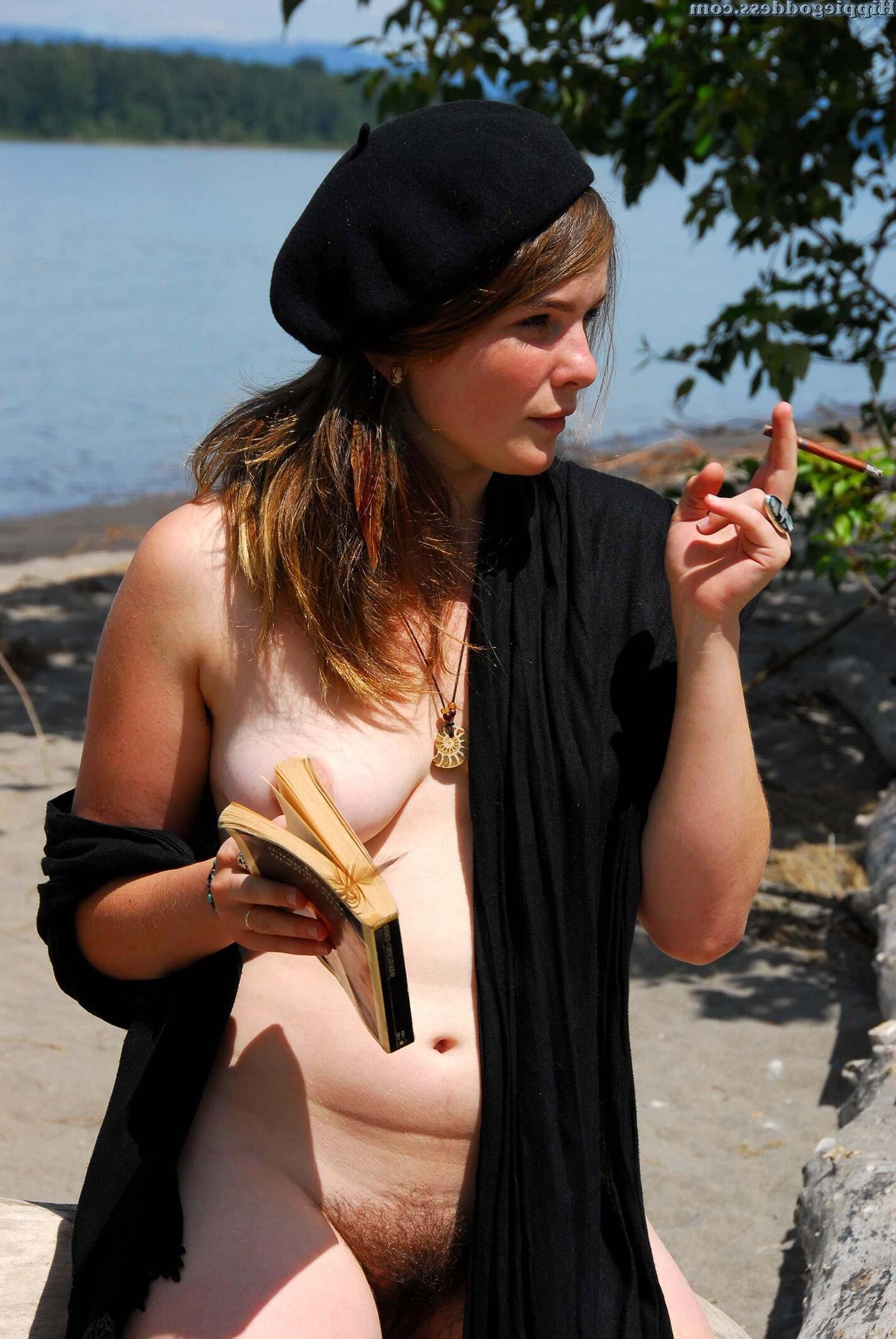 Hippiegoddess Araya Rivers Edge
