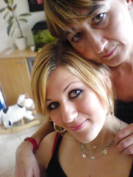 Mamá e hija nn
