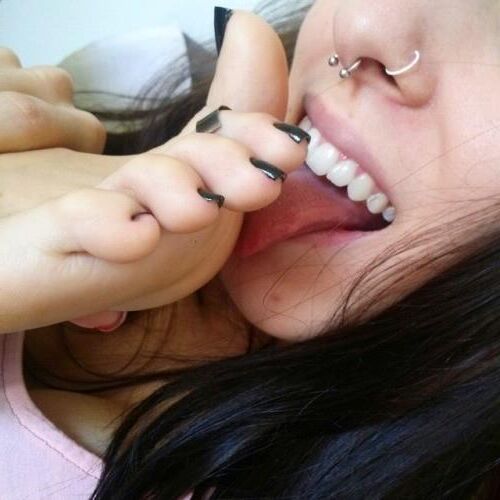 Pies de Diosa Latina Rayran