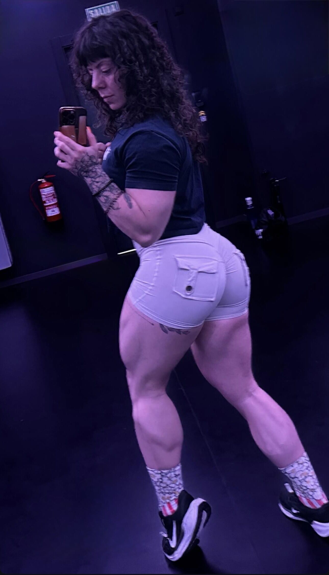Muscle Girls Thicc and Powerful