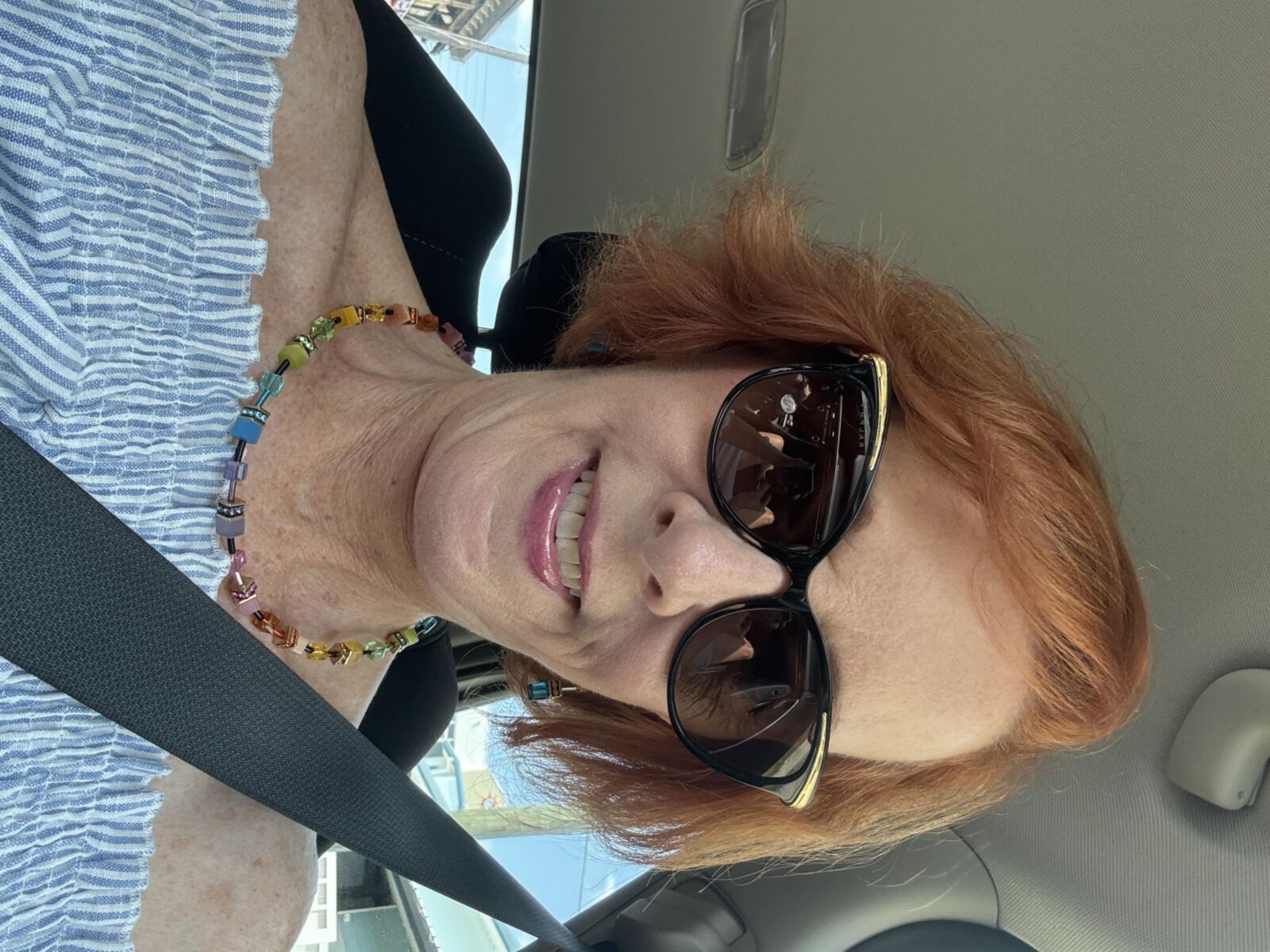 Lola, out to lunch and back to undress 