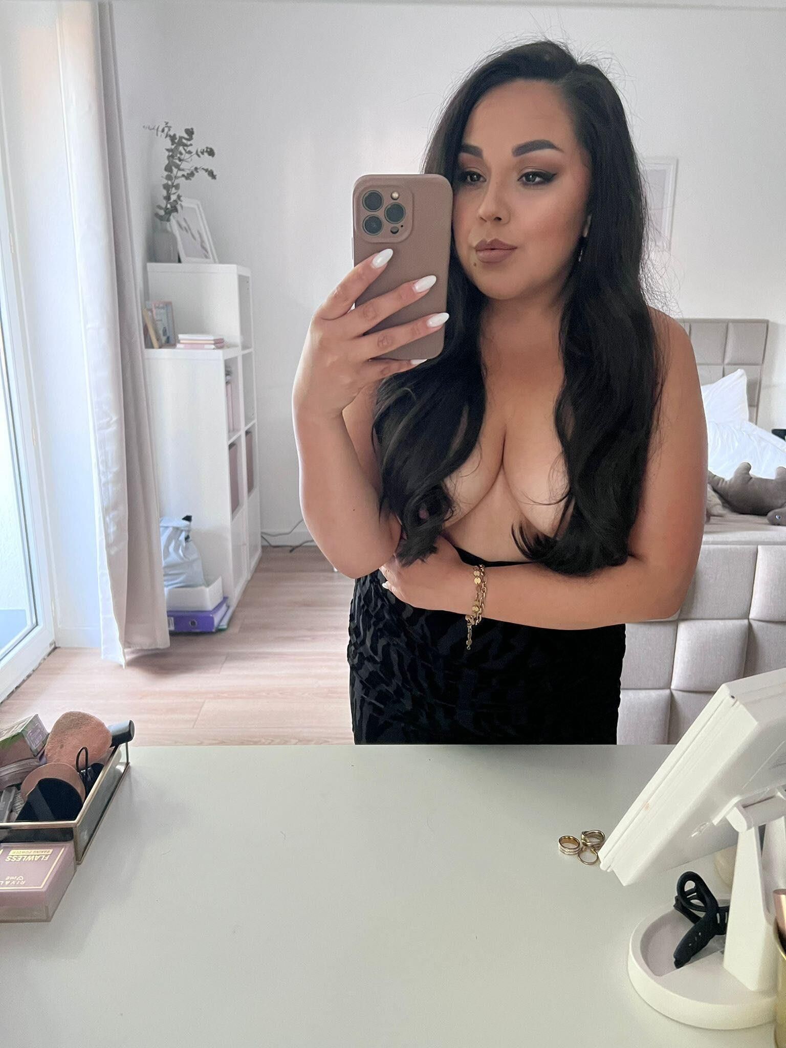 chubby latina wife slutty again