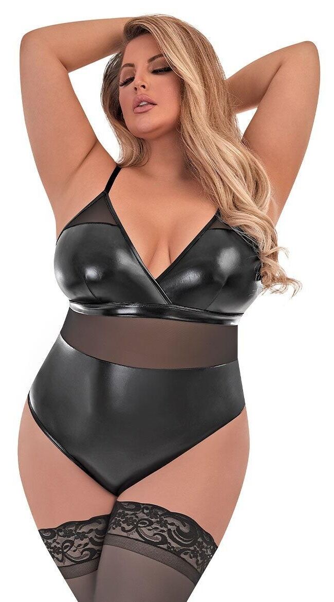 Ashley Alexiss set
