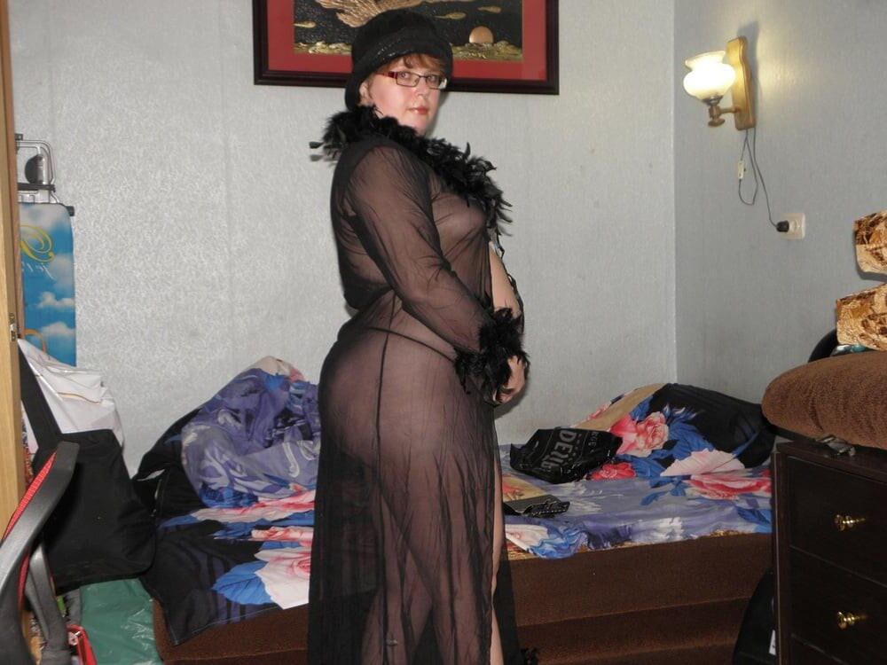 BBW Marina frm Vladyvostock Big Ass、小さなおっぱい