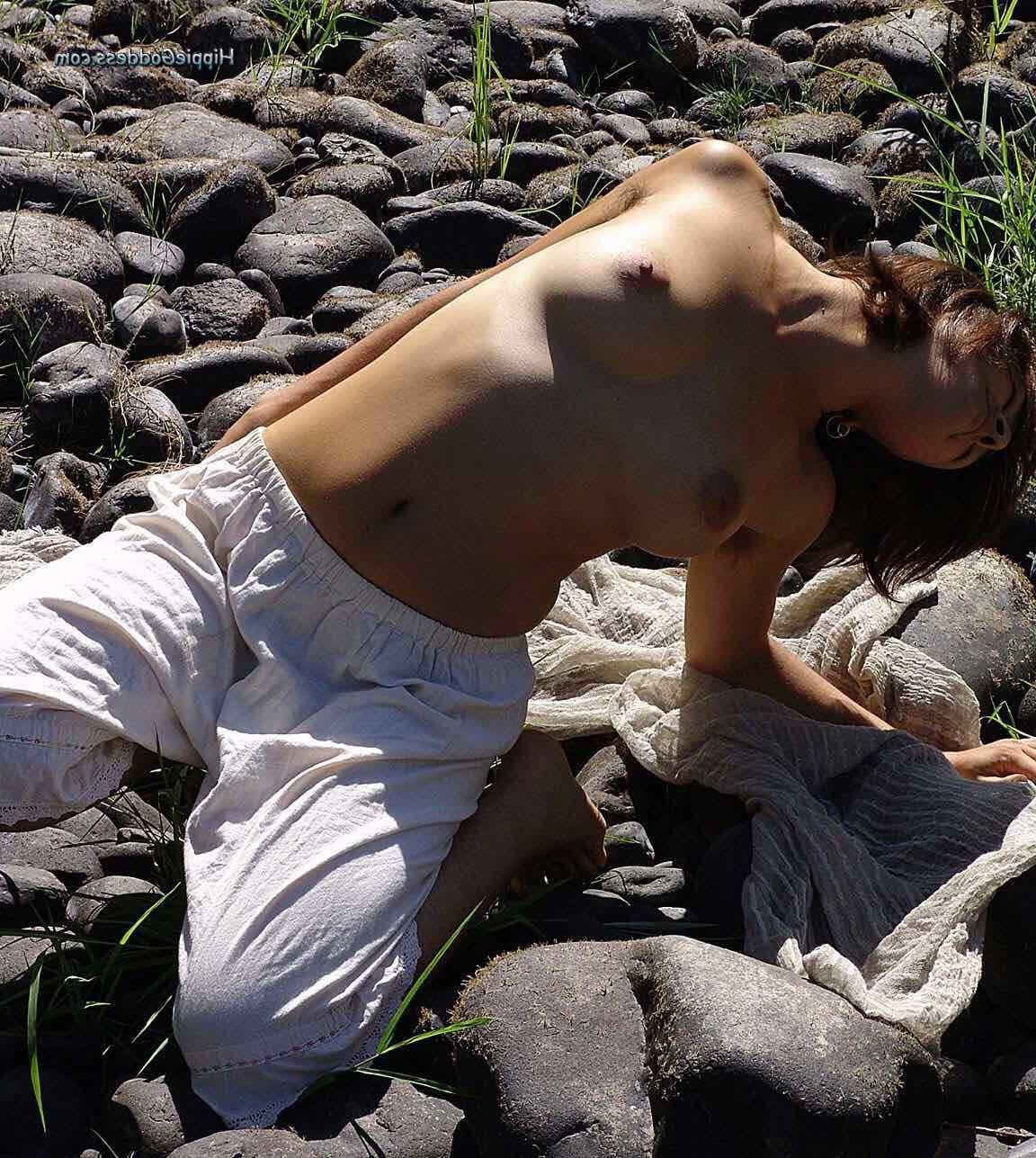 HippieGoddess BREA Naked in the river bed