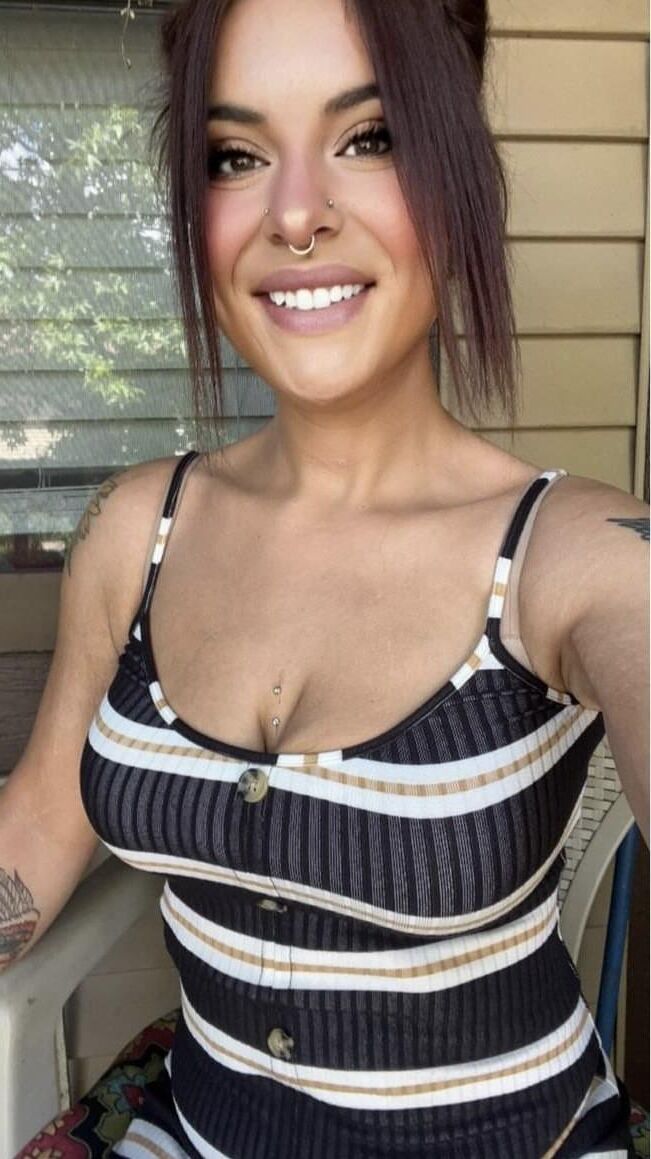 Cerdo con tetas holgadas