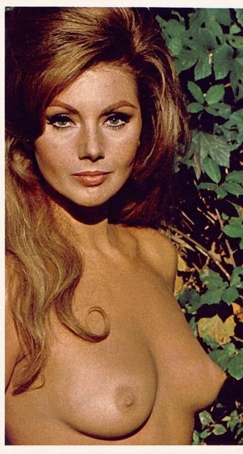 Random Vintage Babe Pic's 