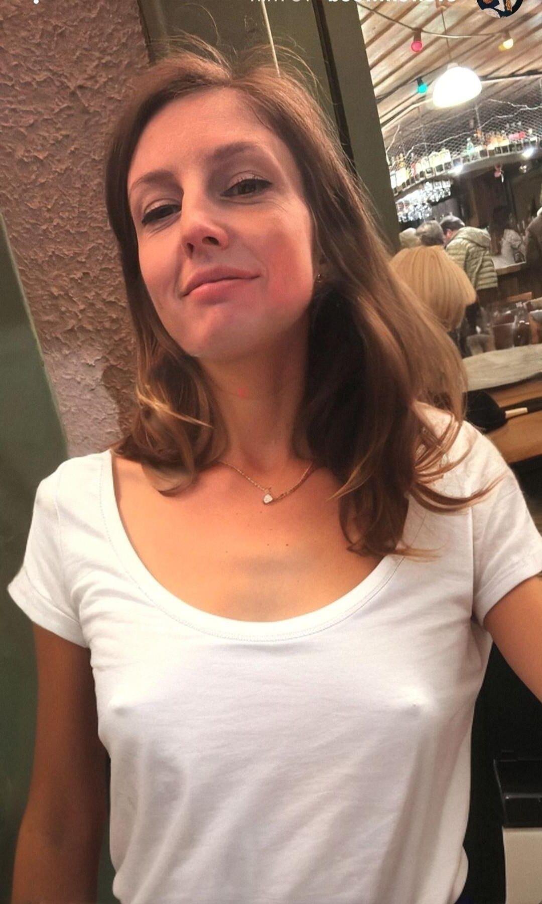 Eva Maigrichonne BCBG Mais Bien Salope (MILF francês)