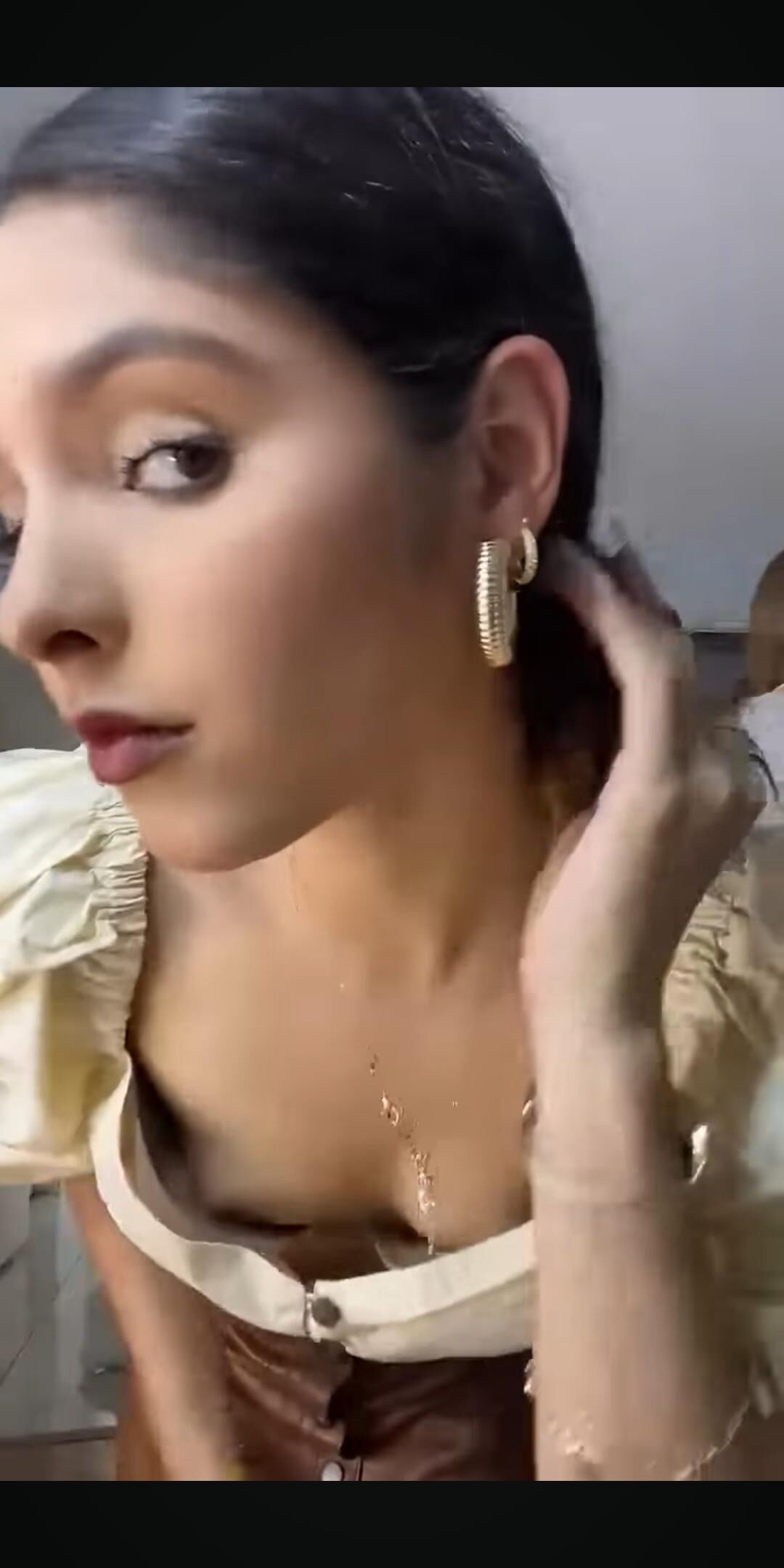 Cowgirl Downblouse