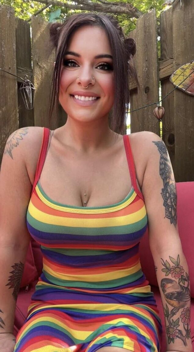 Cerdo con tetas holgadas