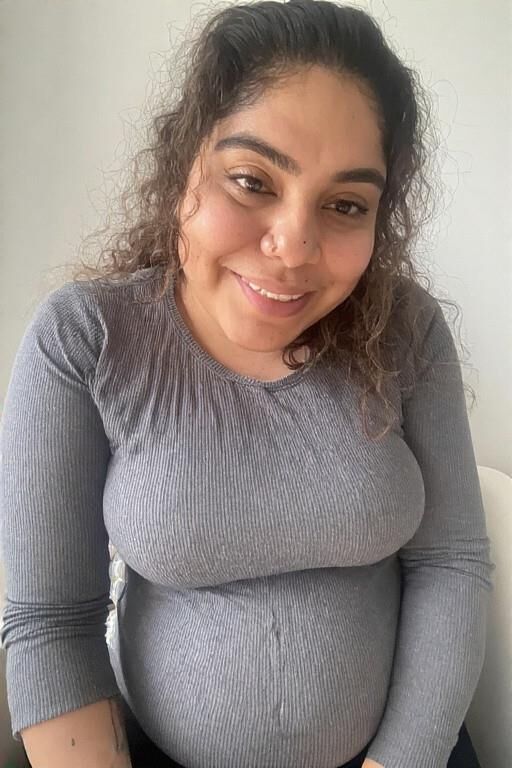 Schwangere Latinas